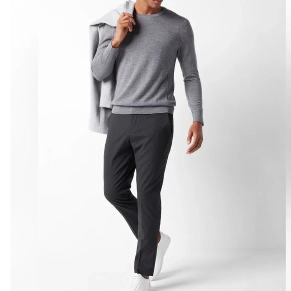 Express Merino Wool Men's Crew Neck Sweater Small Long Sleeve Old Money Style